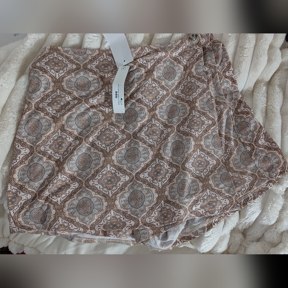 Patterned Brown and Gray Skort